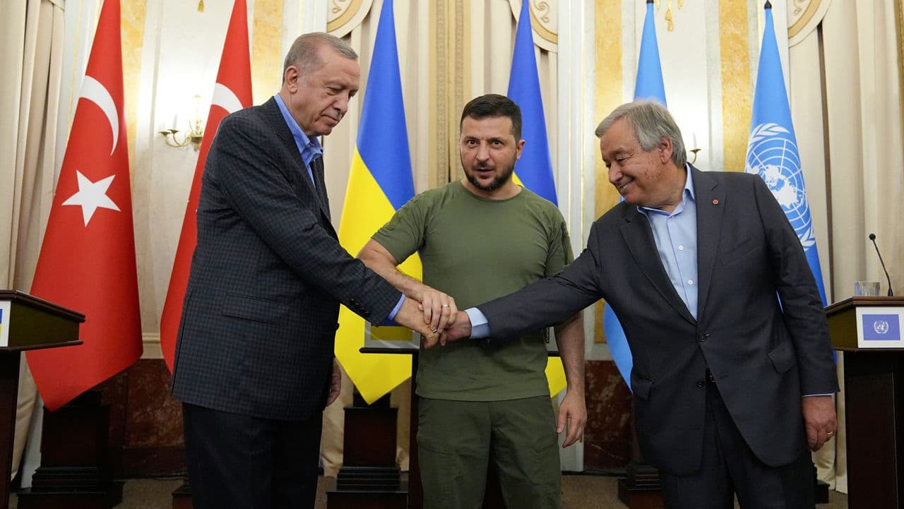 Erdogan, Zelenskyy and UN chief meet in Lviv